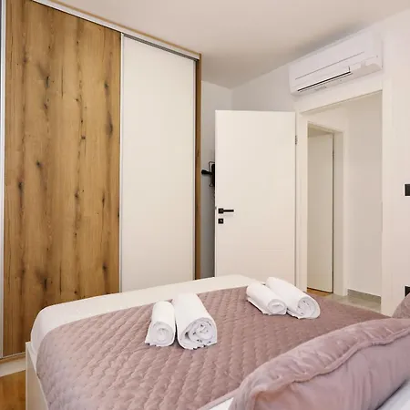 Tereza With Free Parking Appartement Zadar