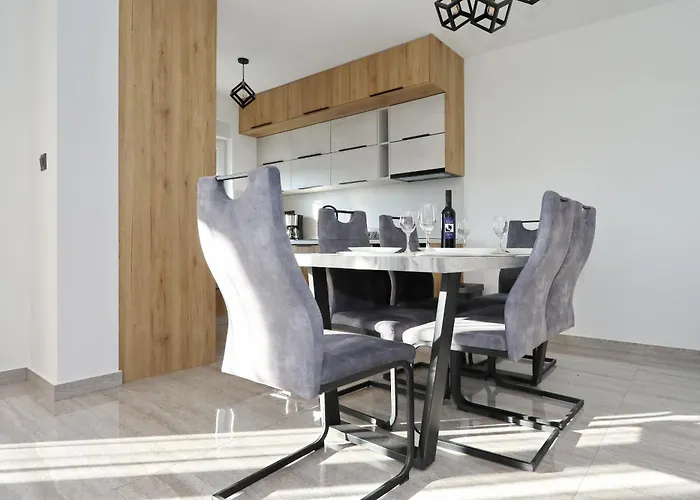 Tereza With Free Parking Zadar