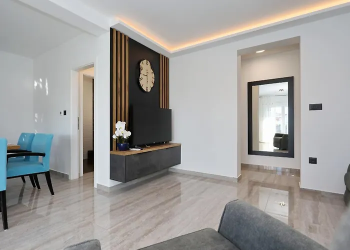 Tereza With Free Parking